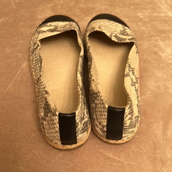 Aldo Sz 8 Reptile Snake Jute Loafers w/ Cap Toe EUC - Picture 5 of 10